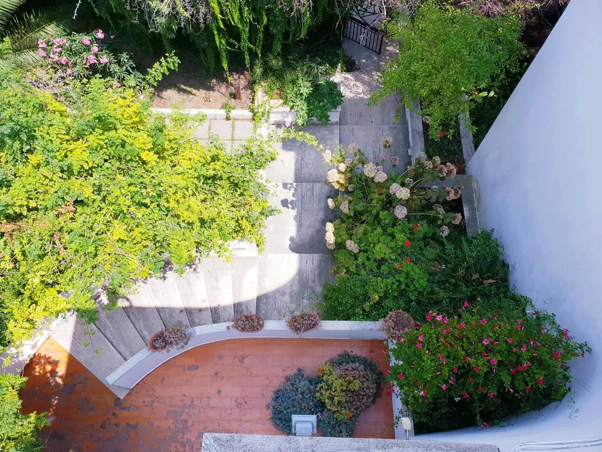 B&B Il Giardino Di Villa Anna Trecase Екстер'єр фото