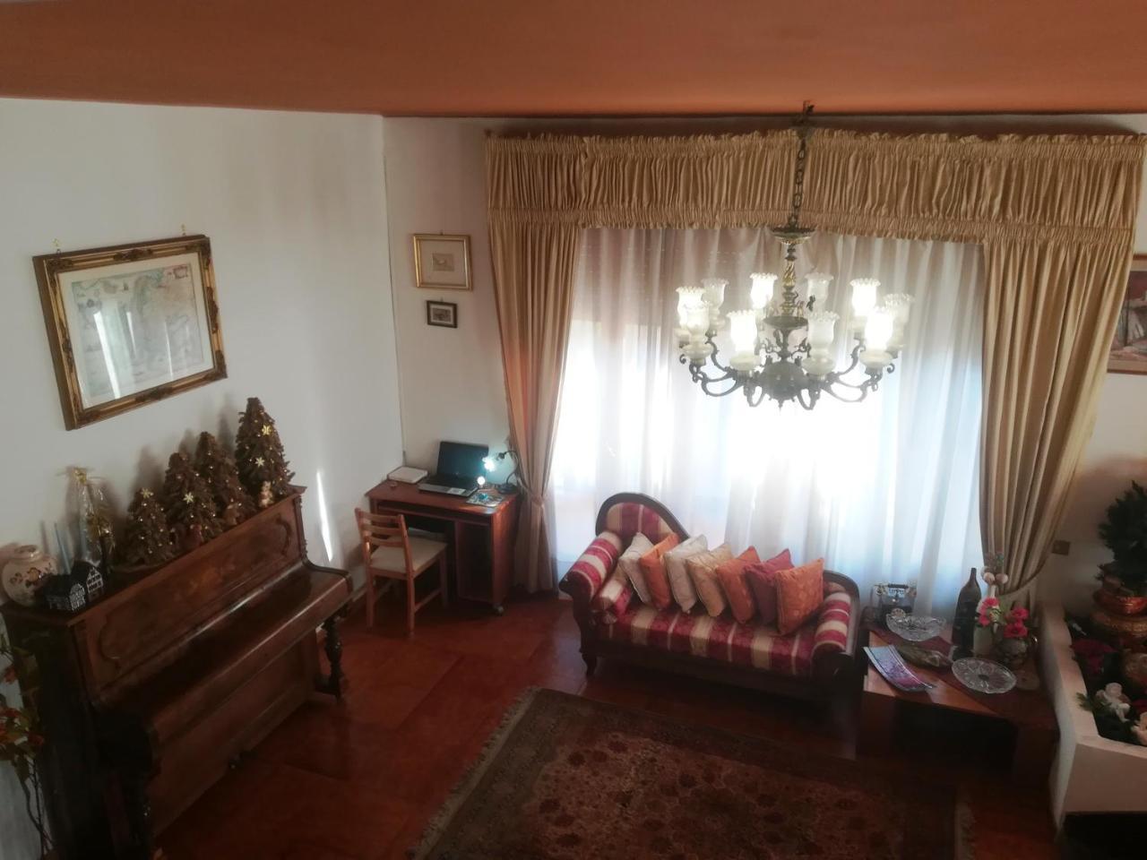 B&B Il Giardino Di Villa Anna Trecase Екстер'єр фото