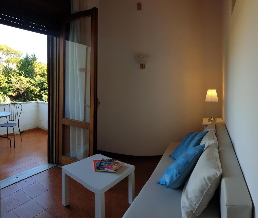 B&B Il Giardino Di Villa Anna Trecase Екстер'єр фото